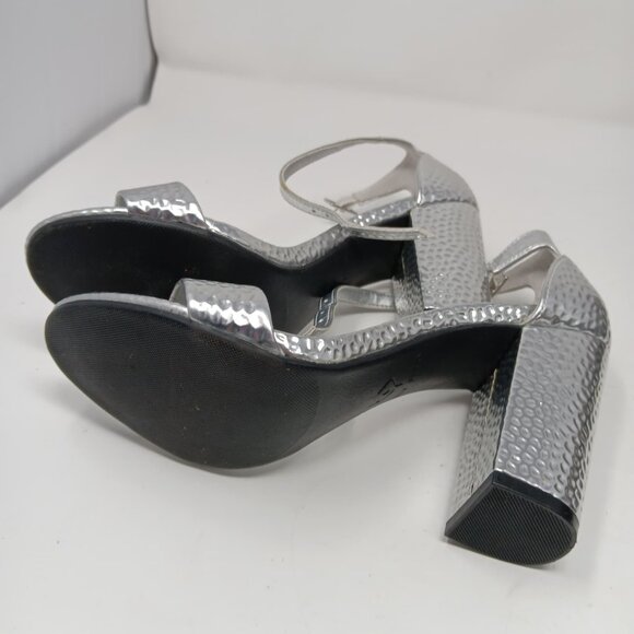 Katy Perry Women's The Goldy Heeled Sandal, Silver, US 7.5 EU 37.5 - Picture 5 of 6